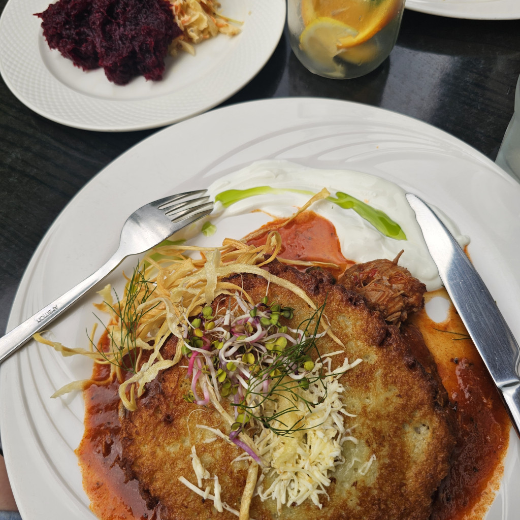 Restaurant image